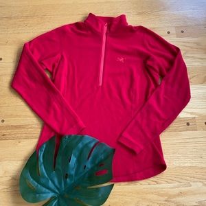 Red fleece 1/4 zip women’s large